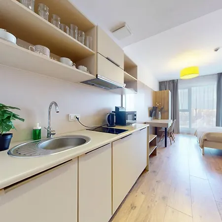 Sleeping&living Wola Apartman Varsó